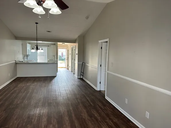 403 Regency Park Dr, Columbia, SC 29210