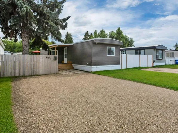 6217 Galbraith St, Red Deer, AB T4P 1Y2