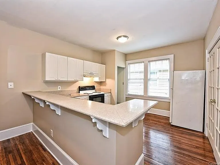 322 Walnut Ave #B — Photo 12