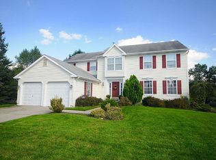 65 Thornwood Ln, Sewell, NJ 08080