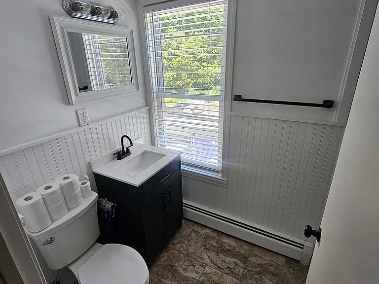 301 Stillwater Rd #6 — Photo 3
