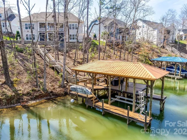 17927 Culross Ln, Charlotte, NC 28278