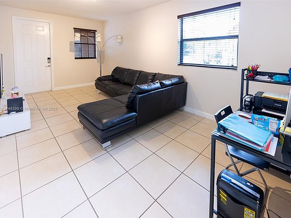 4th image of 3751 SE 2nd St #3751