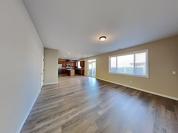 5th image of 20510 79th Ave E