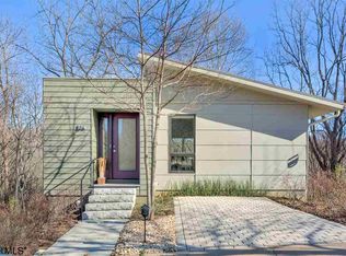 104 Riverbluff Cir, Charlottesville, VA 22902