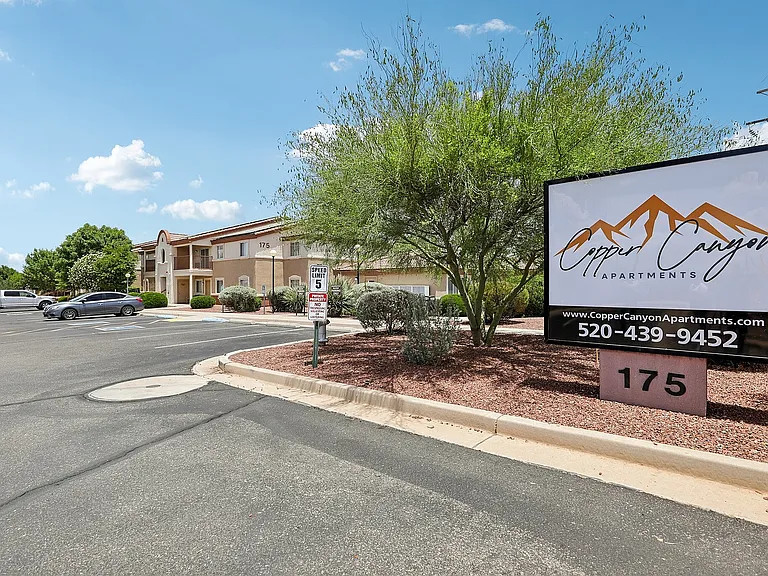 3-web-or-mls-N Skyline Dr-0506-903