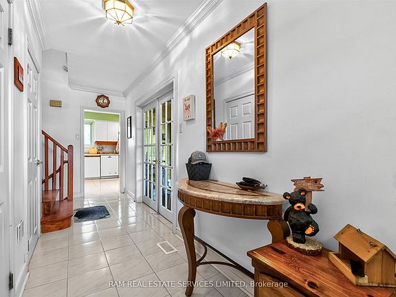 5th image of 46 Summitcrest Dr