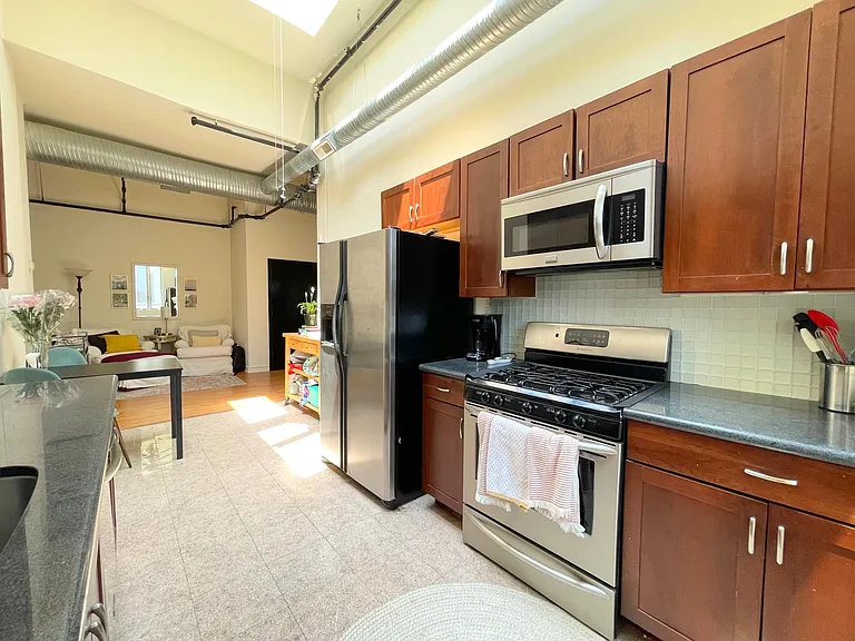 431 Fairmount Ave #2G — Photo 8