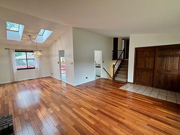2nd image of 1450 Sturbridge Ct