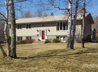 327 E Chisholm St, Duluth, MN 55803