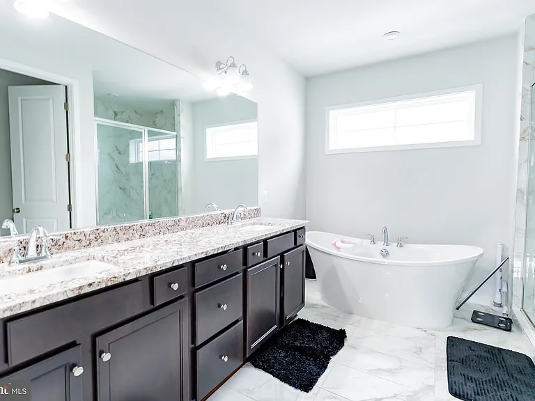41914 Spring Air Dr — Photo 31