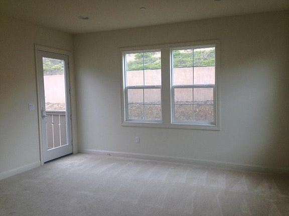 5th image of 138 Elderberry Ln