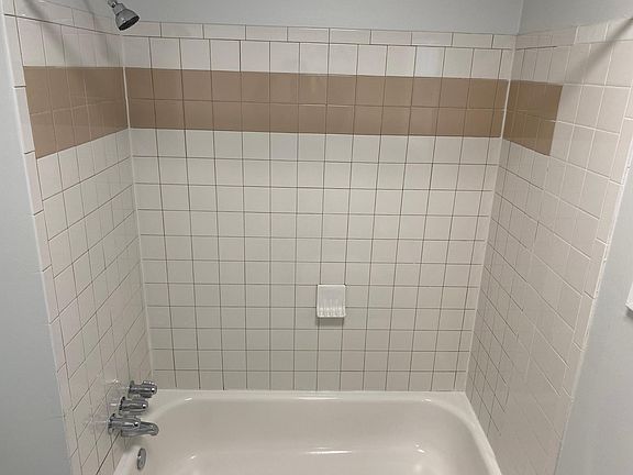 5th image of 1533 W Ritner St #2
