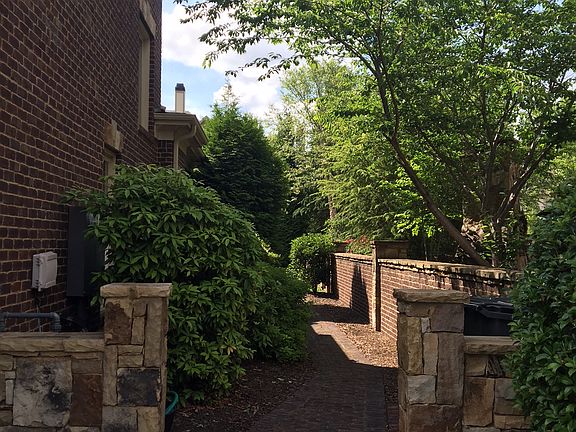 Front view on right side