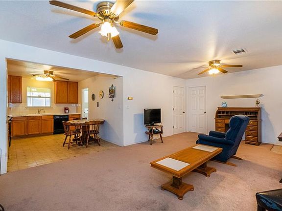 3rd image of 2624 Quail Creek Loop