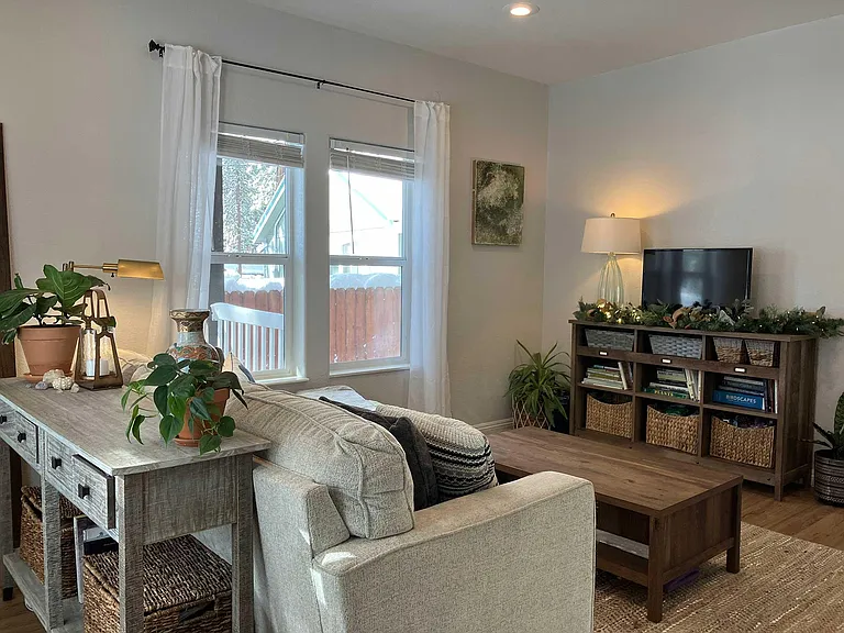 8679 Trout Ave #4 — Photo 4