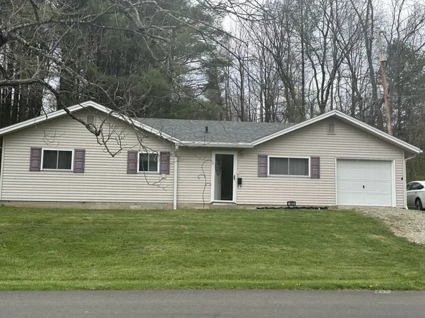 9676 Hooper Rd, Athens, OH 45701