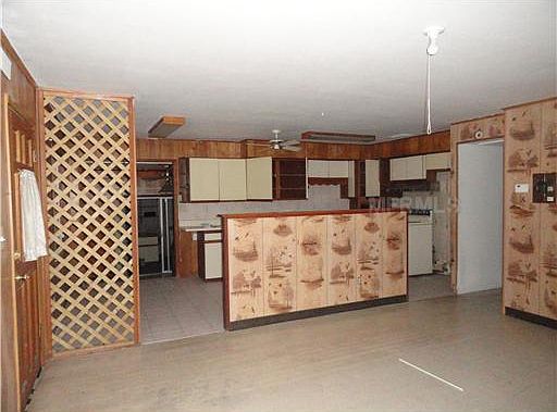 4th image of 10116 N 10th St