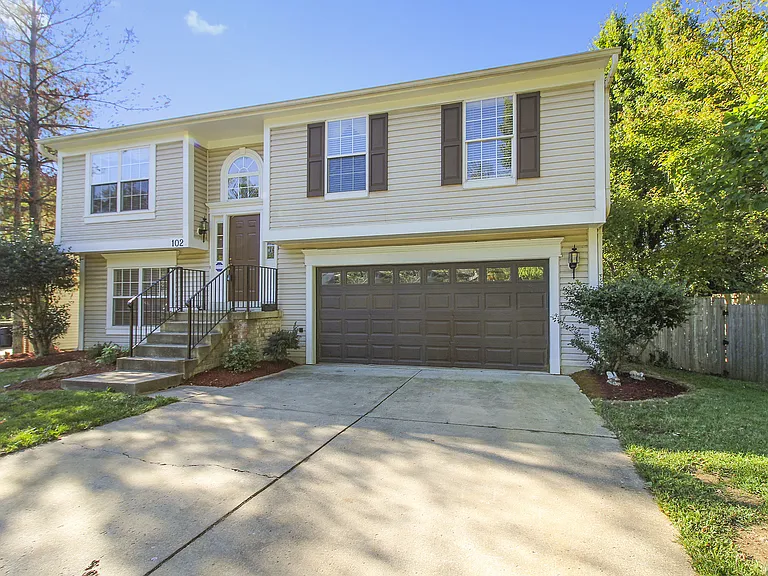 102 W Deer Park Rd — Photo 57