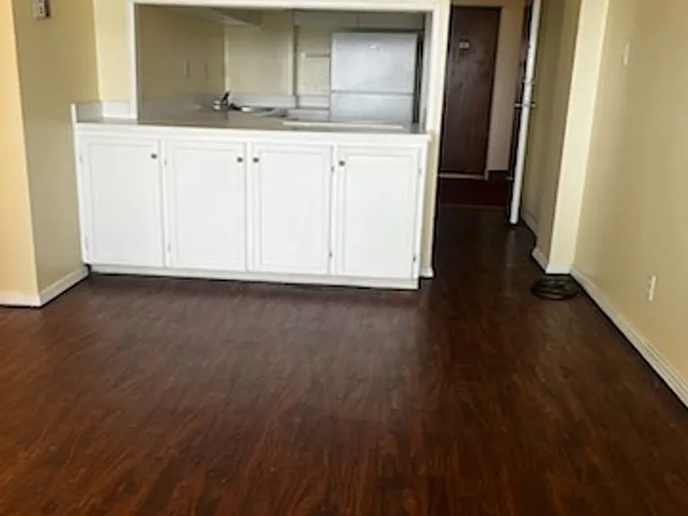 1271 Poplar Ave #911 — Photo 3