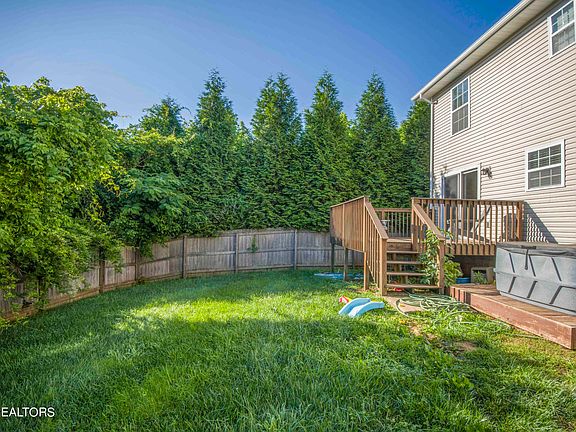 5th image of 5486 Castle Pines Ln