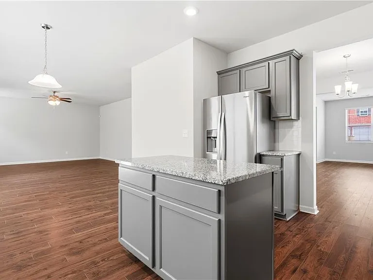3132 Hawthorn Farm Blvd — Photo 23
