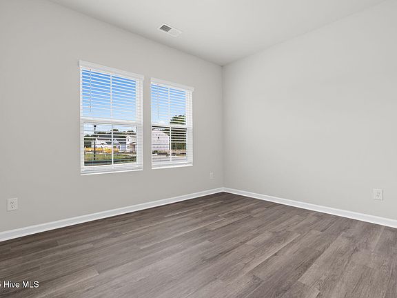 3rd image of 222 Keira Lane NW