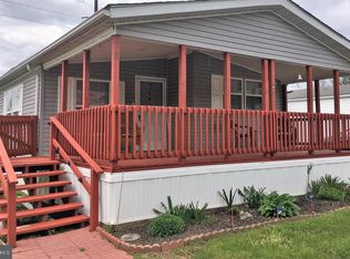 17 Oxford Cir, West Grove, PA 19390