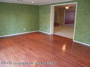 5th image of 2413 12th Ave