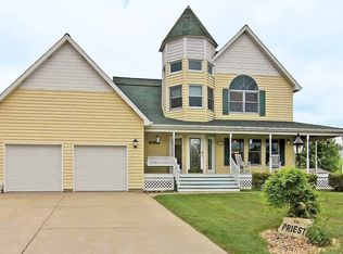 517 Windridge Dr, Chesterton, IN