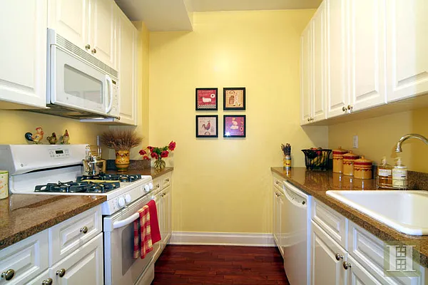 Sold by Halstead Real Estate | media 4