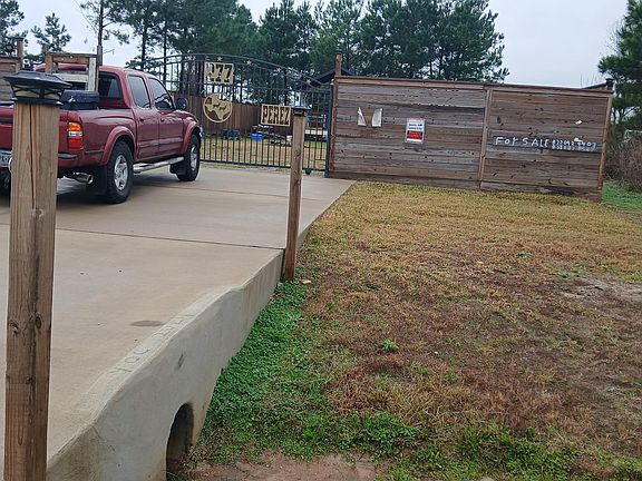 2nd image of 277 Road 5805