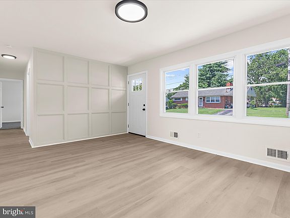 3rd image of 103 Chalmers Ave