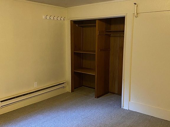 5th image of 426 11th Ave E APT 8
