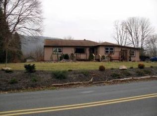 341 Denison Dr, Dauphin, PA 17018