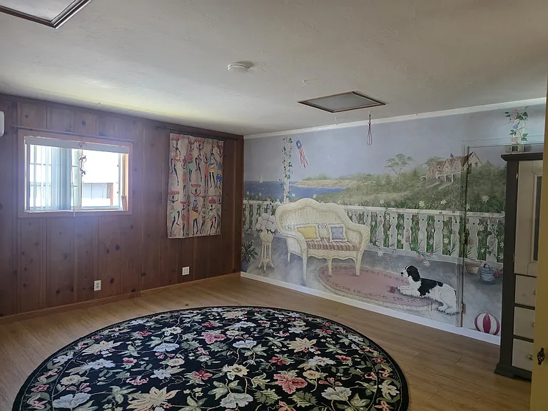 191 Pickwick Dr — Photo 3