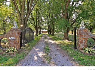 519 E New Orleans St, Broken Arrow, OK 74011