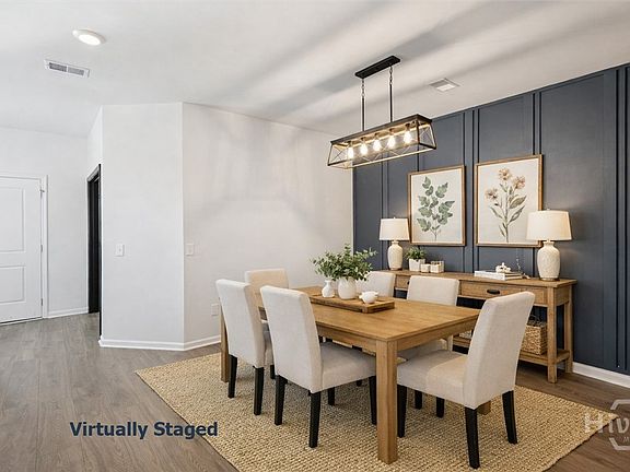 3rd image of 106 Franklins Walk