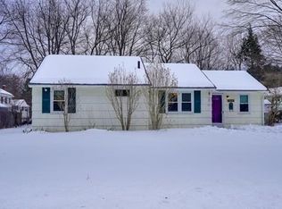 1 Dix Rd, Maynard, MA 01754