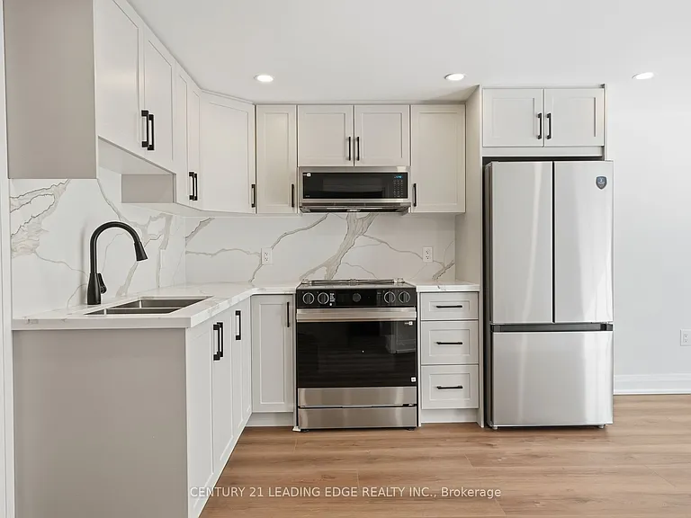 141 Roebuck Dr #LOWER LEVEL — Photo 8