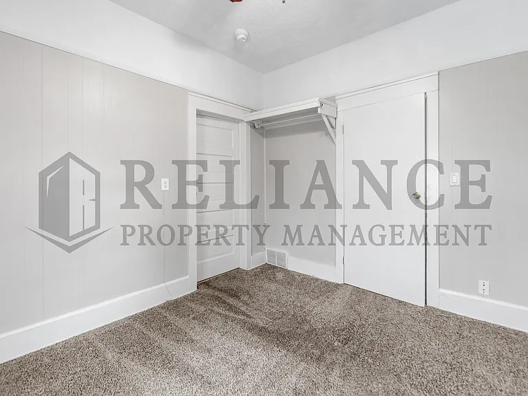 232 S Sedgwick St — Photo 20