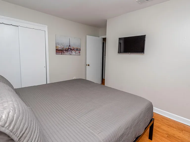 632 Carolyn Ln — Photo 13