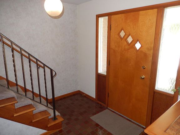 5th image of 5258 Butternut Ct W