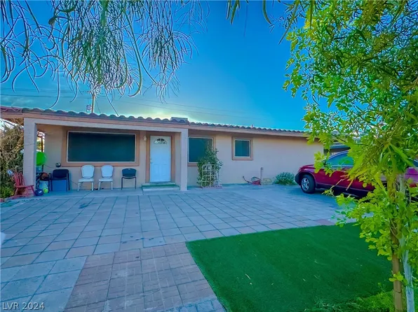 2833 Carroll St, North Las Vegas, NV 89030