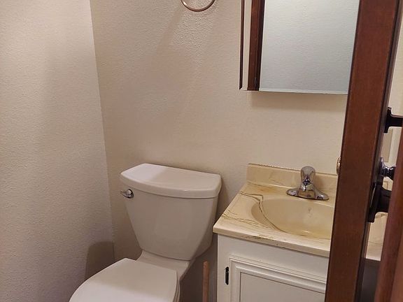 5th image of 1112 Shorewood Dr #A