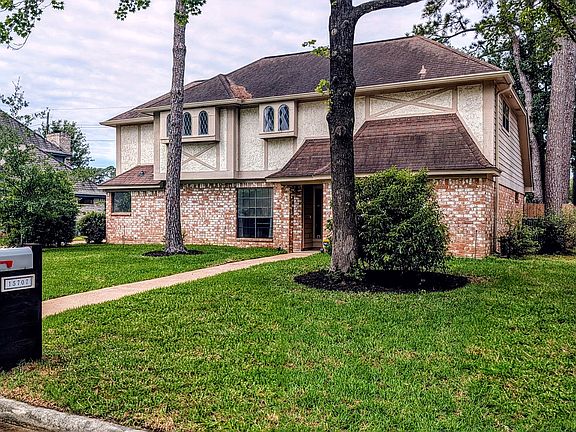 3rd image of 15707 Downford Dr