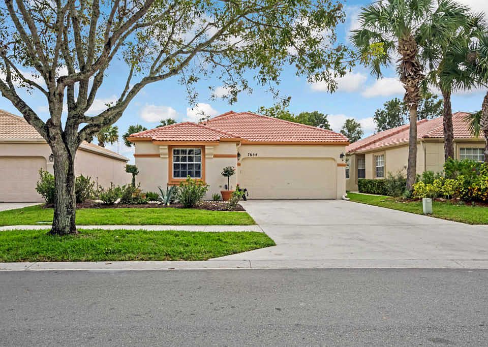 1st image of 7654 Rockport Cir