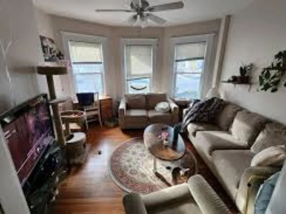 137 Brooks St #1A