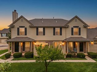 174 Commons Cir, Saline, MI 48176