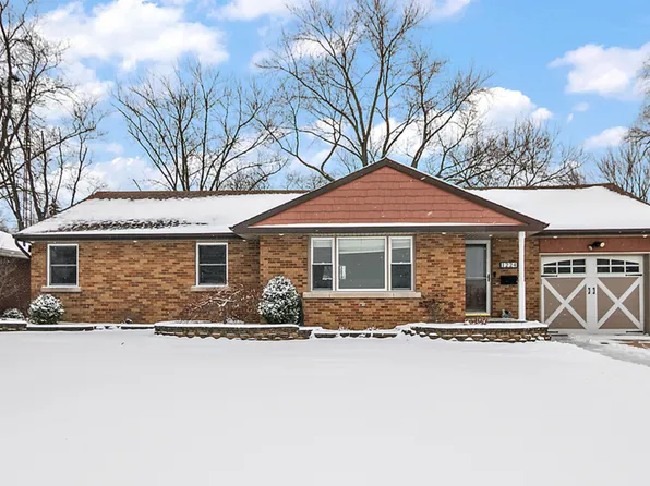 1224 W Hawkins St, Kankakee, IL 60901